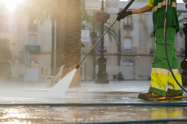 Best Playground Equipment Cleaning  in Mapleton, MN